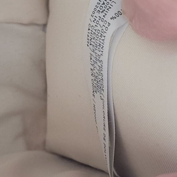 Liz Claiborne Ivory Faux Leather Croc Embossed Handbag With Tassel Accent - Picture 15 of 16